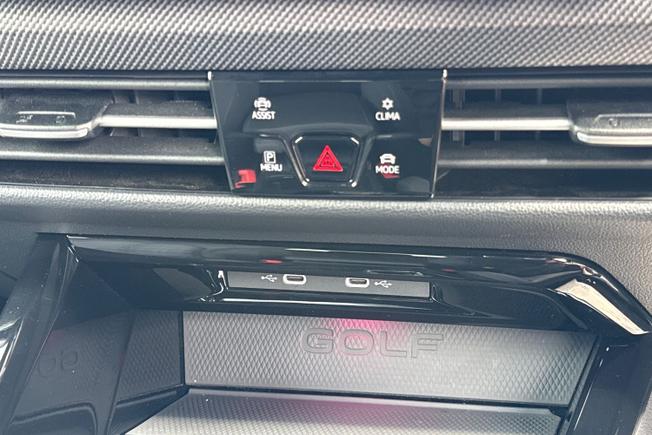 VOLKSWAGEN Golf Photo 22