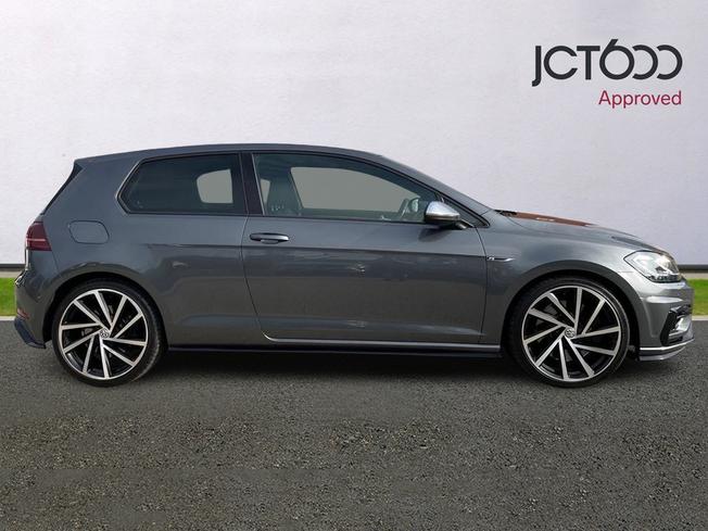 VOLKSWAGEN Golf Photo 4