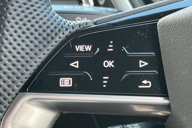 AUDI Q4 E-Tron Photo 16