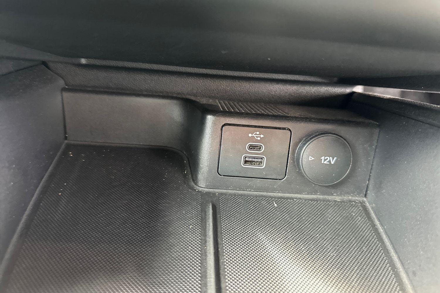Ford FOCUS Photo 30