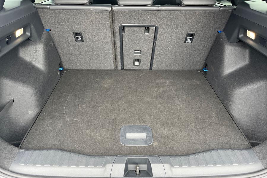 Ford EXPLORER Photo autoimg-6741ed6bf9852c96468bd4507cfc9fddabbcef78.jpg