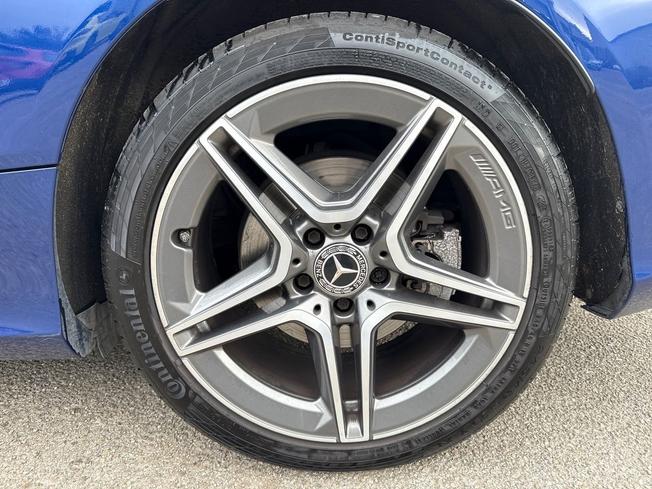 MERCEDES-BENZ C Class Photo 32