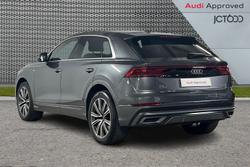 Audi Q8 Photo 3