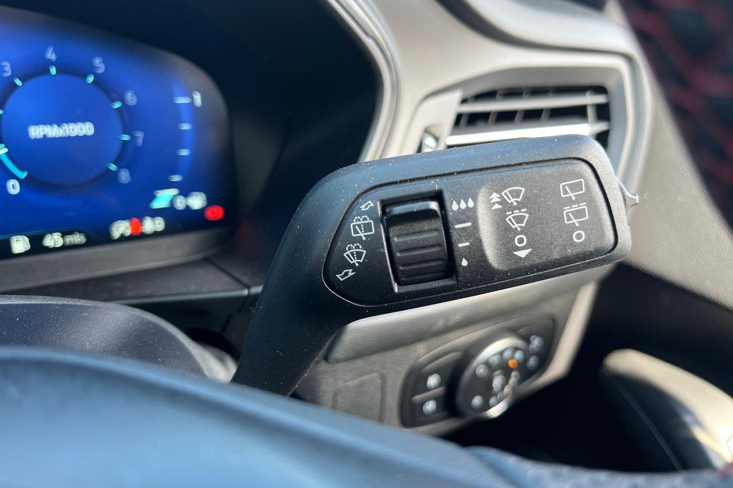 Ford FOCUS Photo 14