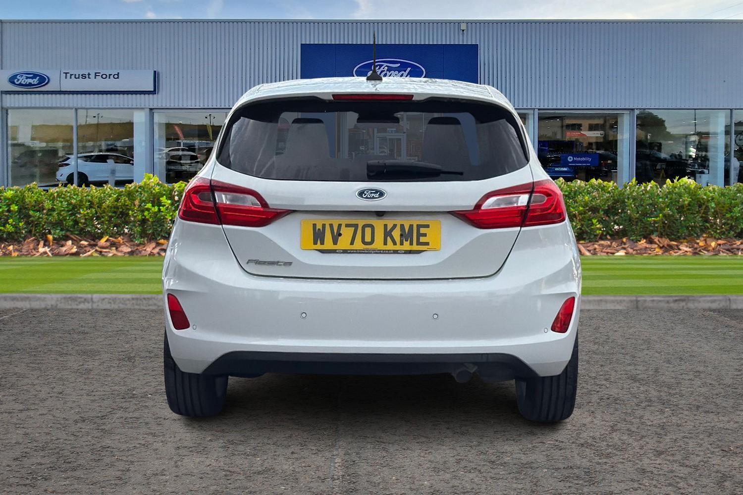 Ford FIESTA Photo 6