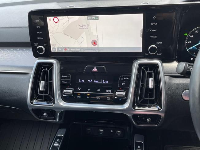 KIA Sorento Photo 14