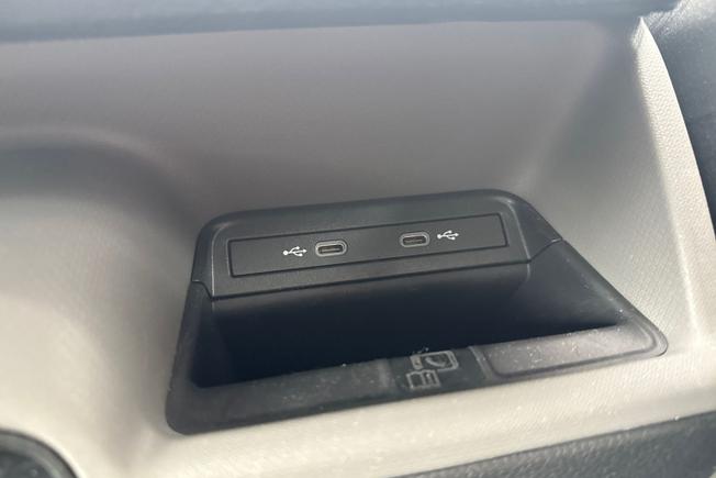 Volkswagen Id. Buzz Cargo Photo 34