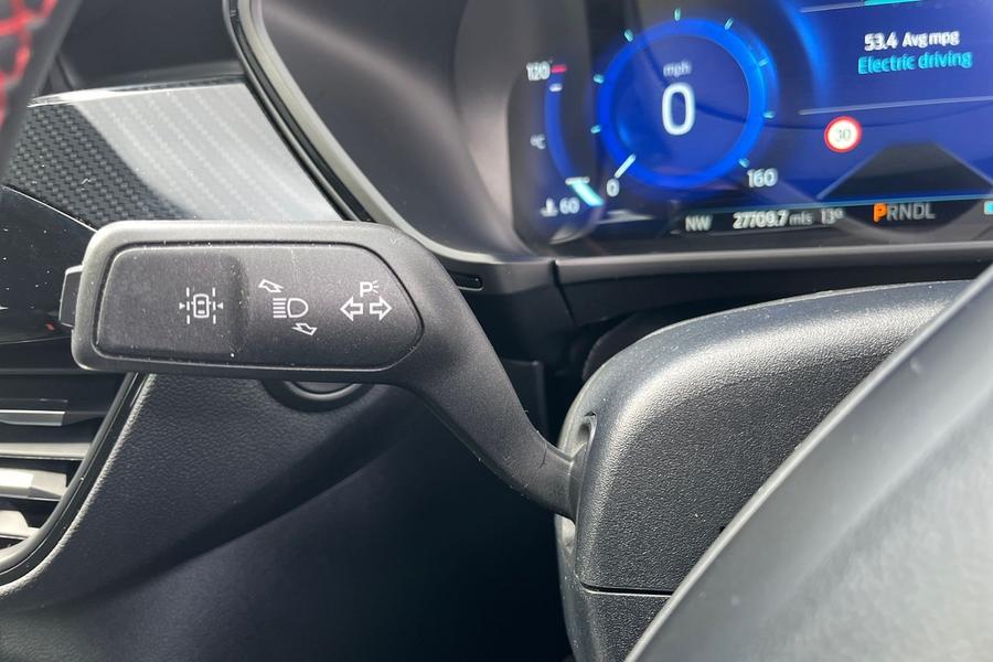 Ford Kuga Photo autoimg-675426a87f1a285df2cfa4a88fa1e29c8f86b027.jpg