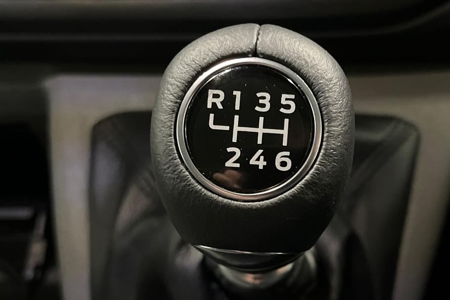 Used Ford TRANSIT CUSTOM LG24VMO 34