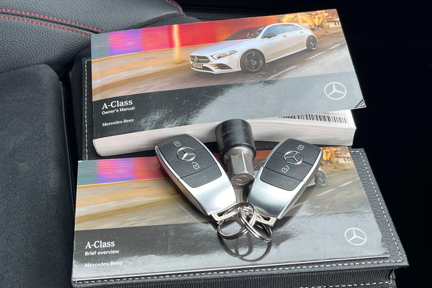 Mercedes-Benz A CLASS Photo 21