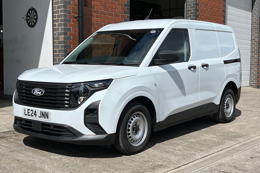 Used Ford TRANSIT COURIER LE24JNN 8