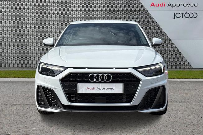 AUDI A1 Photo 8