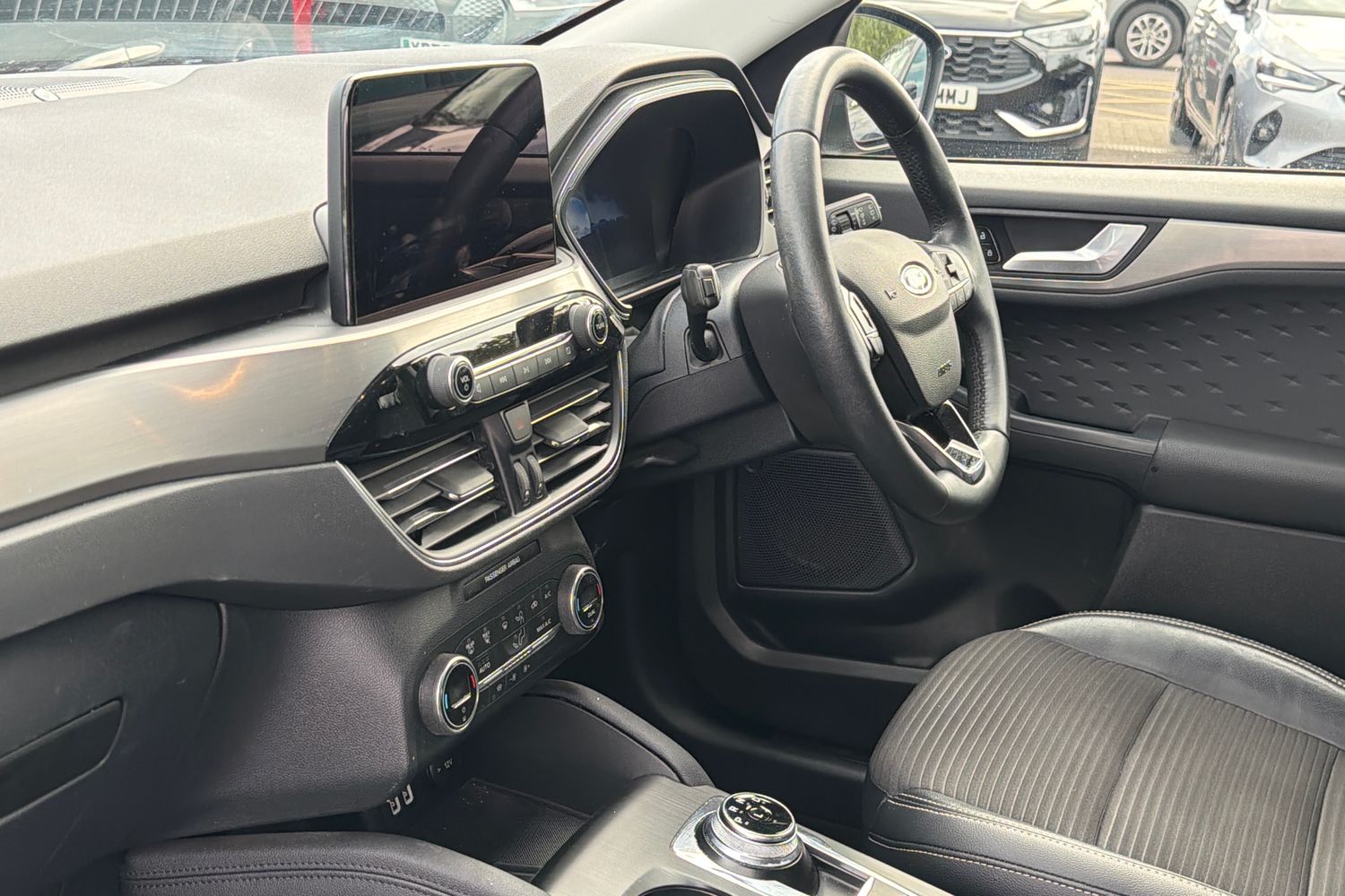 Ford KUGA Photo 17