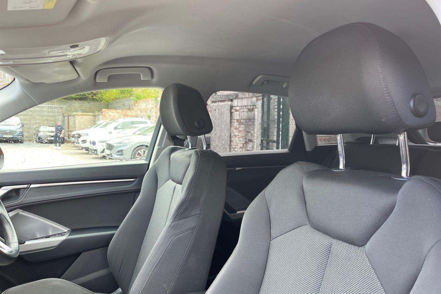 Audi Q3 Photo 18