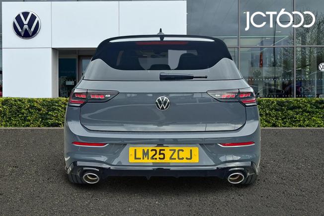 VOLKSWAGEN Golf Photo 7
