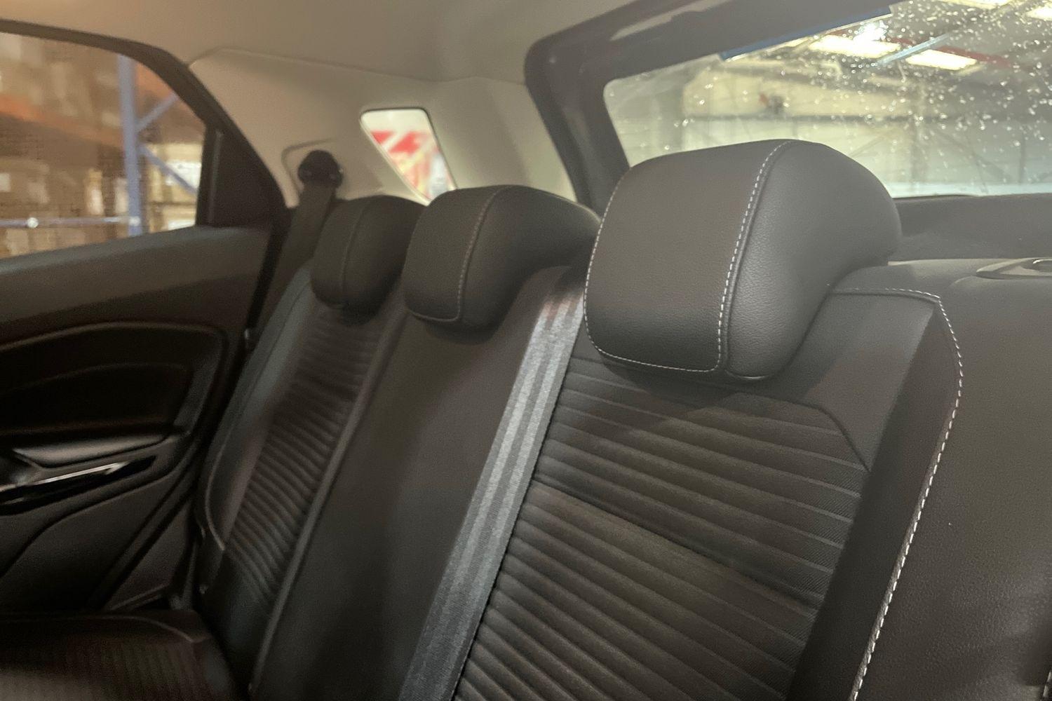 Ford ECOSPORT Photo 19