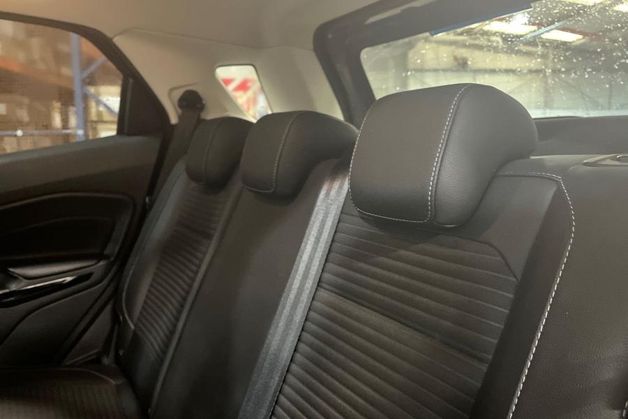 Ford ECOSPORT Photo autoimg-676ca3e5e7950c1c6fa1eec303903738a162c4bd.jpg