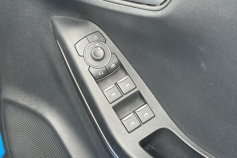 Ford PUMA Photo autoimg-676d2b1c891d89055a81561b90141e893728e10f.jpg