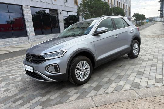 Volkswagen T-roc Photo autoimg-67760db411ac390088212e65902eca110b090dd6.jpg