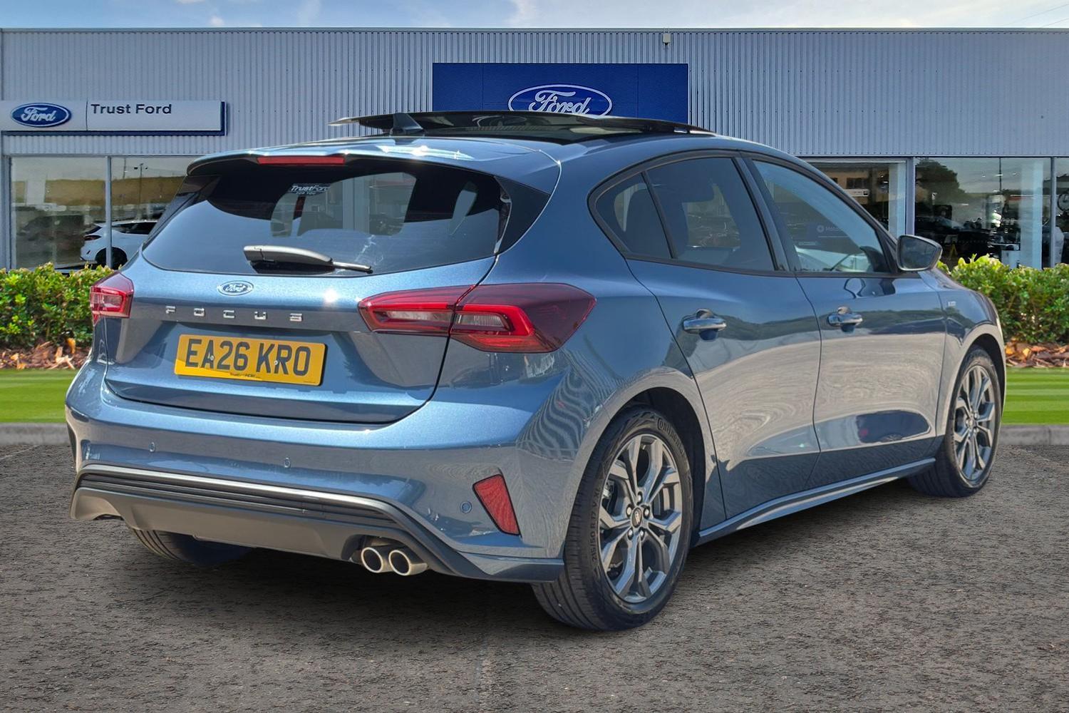 Ford Focus Photo 3