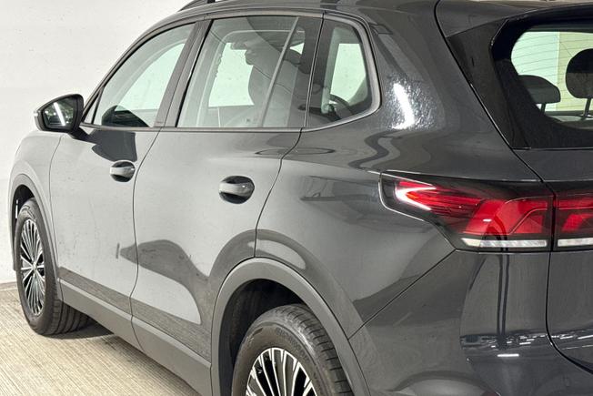 VOLKSWAGEN Tiguan Photo 33