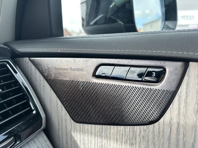 VOLVO Xc90 Photo 23
