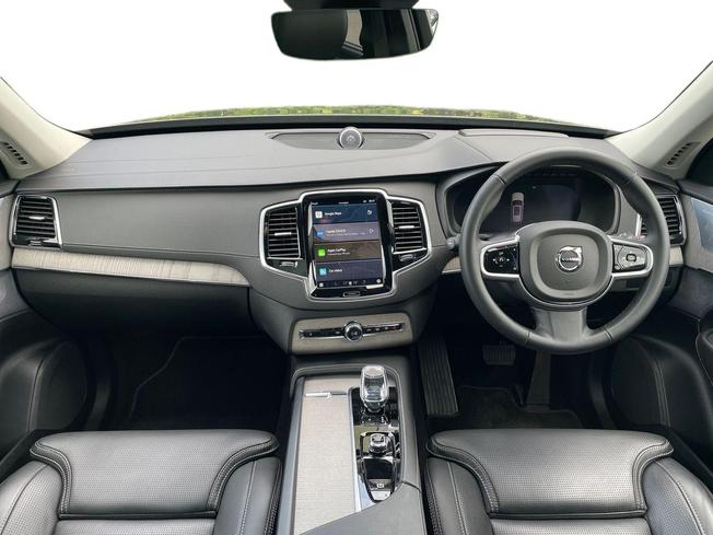VOLVO XC90 Photo 10