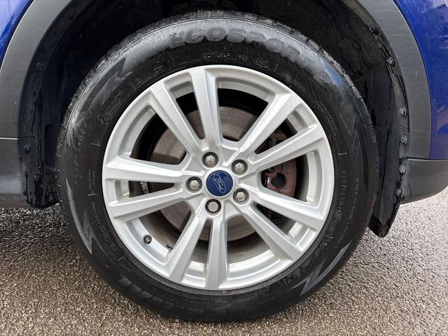 FORD Kuga Photo 5