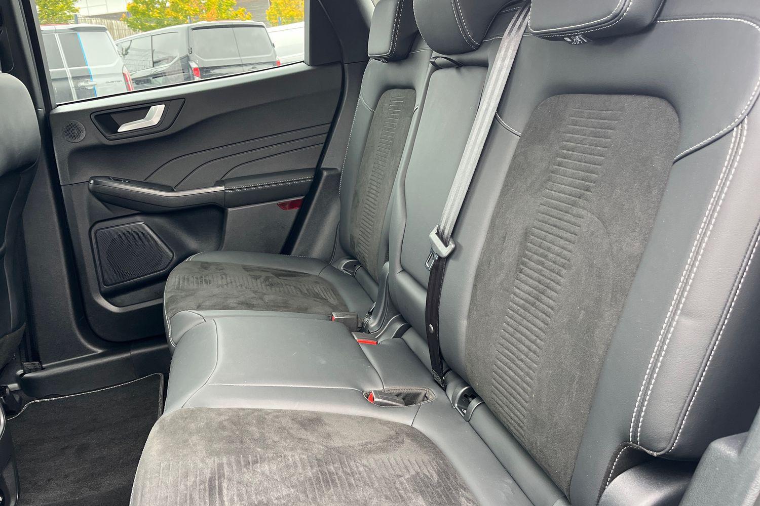 Ford KUGA Photo 19