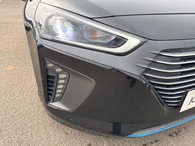 HYUNDAI Ioniq Photo 31