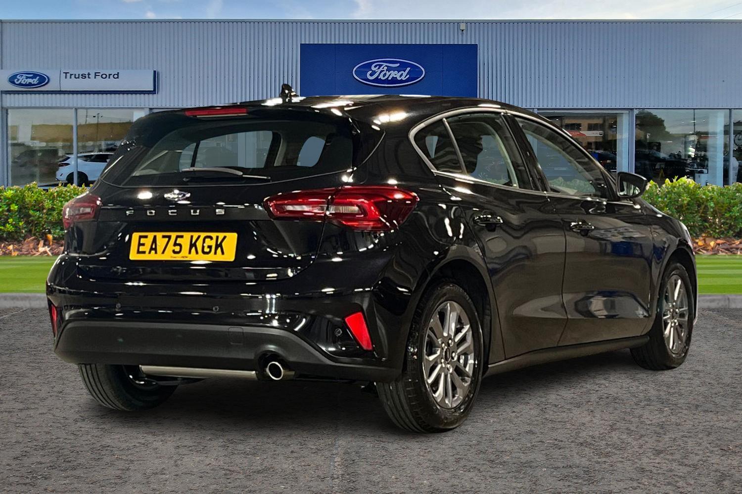 Ford Focus Photo 3