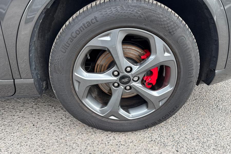 Ford KUGA Photo autoimg-677f278f1624349826174ca4e1029aa9c033c03f.jpg