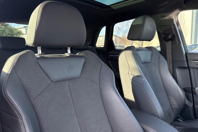 AUDI Q3 Photo 32