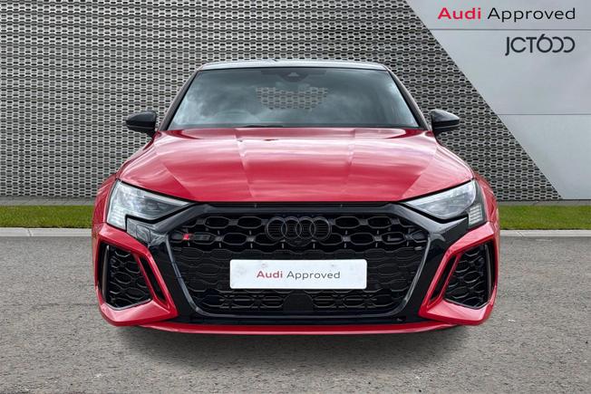 AUDI RS3 Photo 8