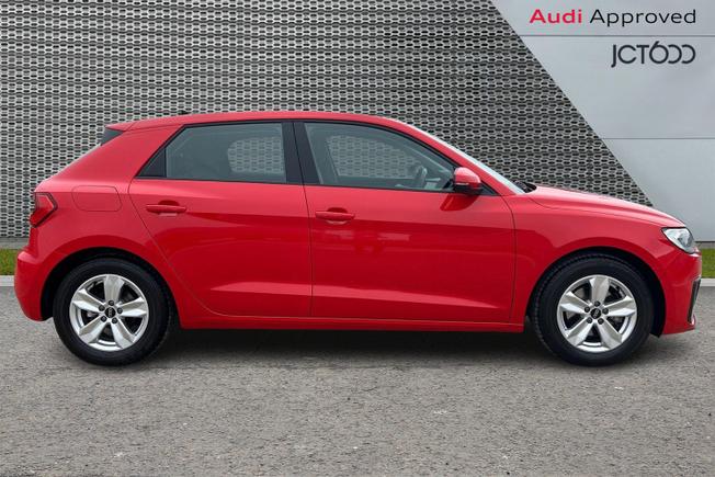 AUDI A1 Photo 4