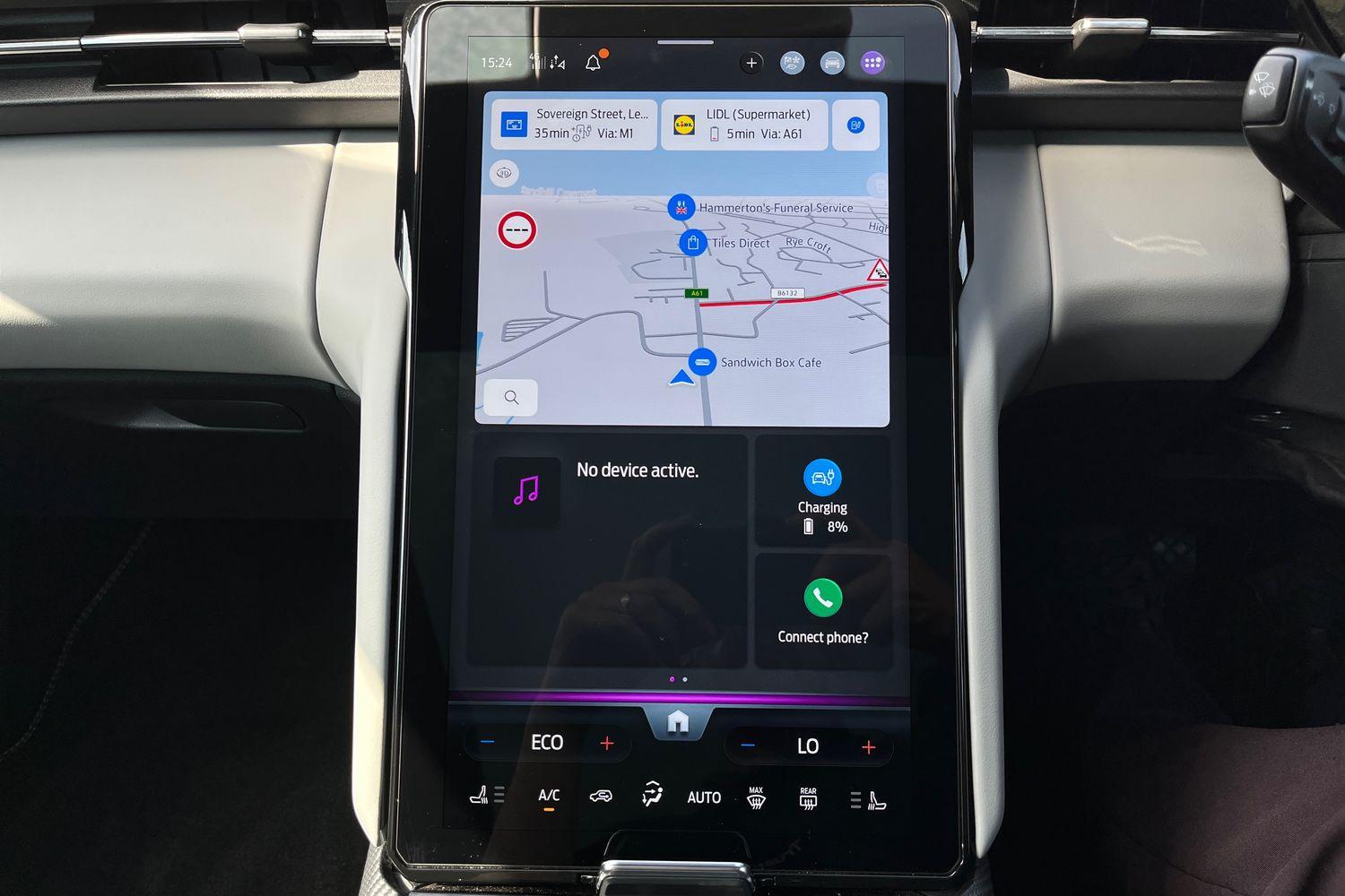 Ford EXPLORER Photo 27