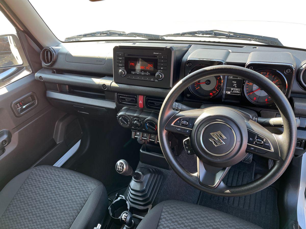 Suzuki Jimny Photo 9