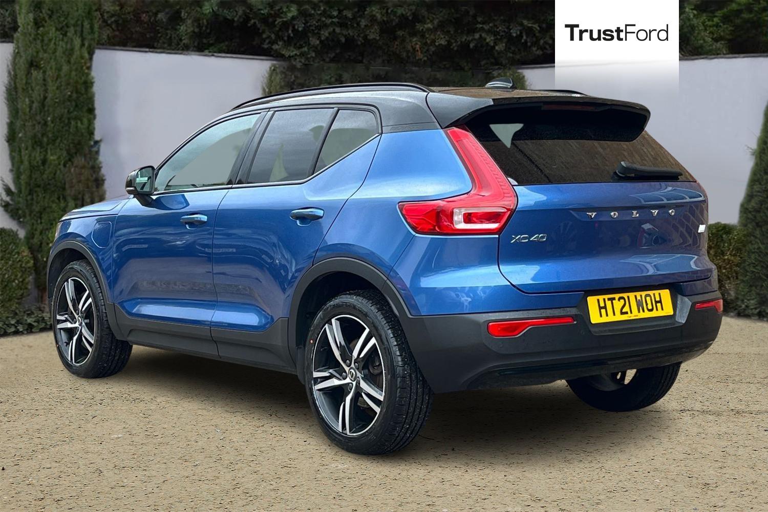 Volvo XC40 Photo 1