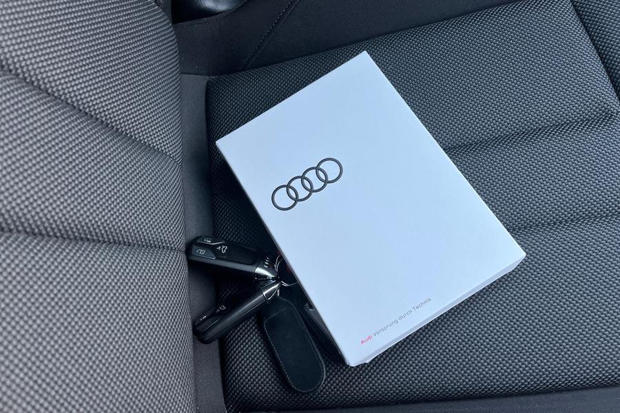 Audi A4 Photo autoimg-67920c2bafbf93cddb2662eb963b9d554c79b174.jpg