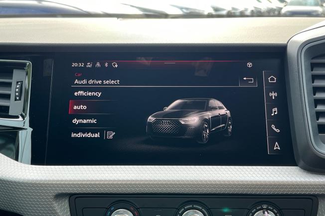 AUDI A1 Photo 23