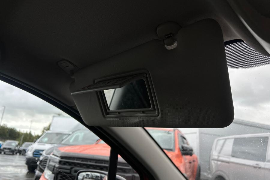 Renault CAPTUR Photo autoimg-679e08c5fcf1b315fed7d4b5f80356743c07d8d4.jpg