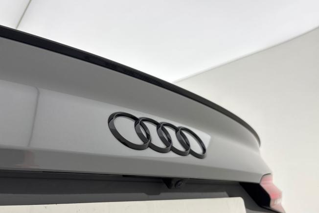 Audi RS5 Photo 27