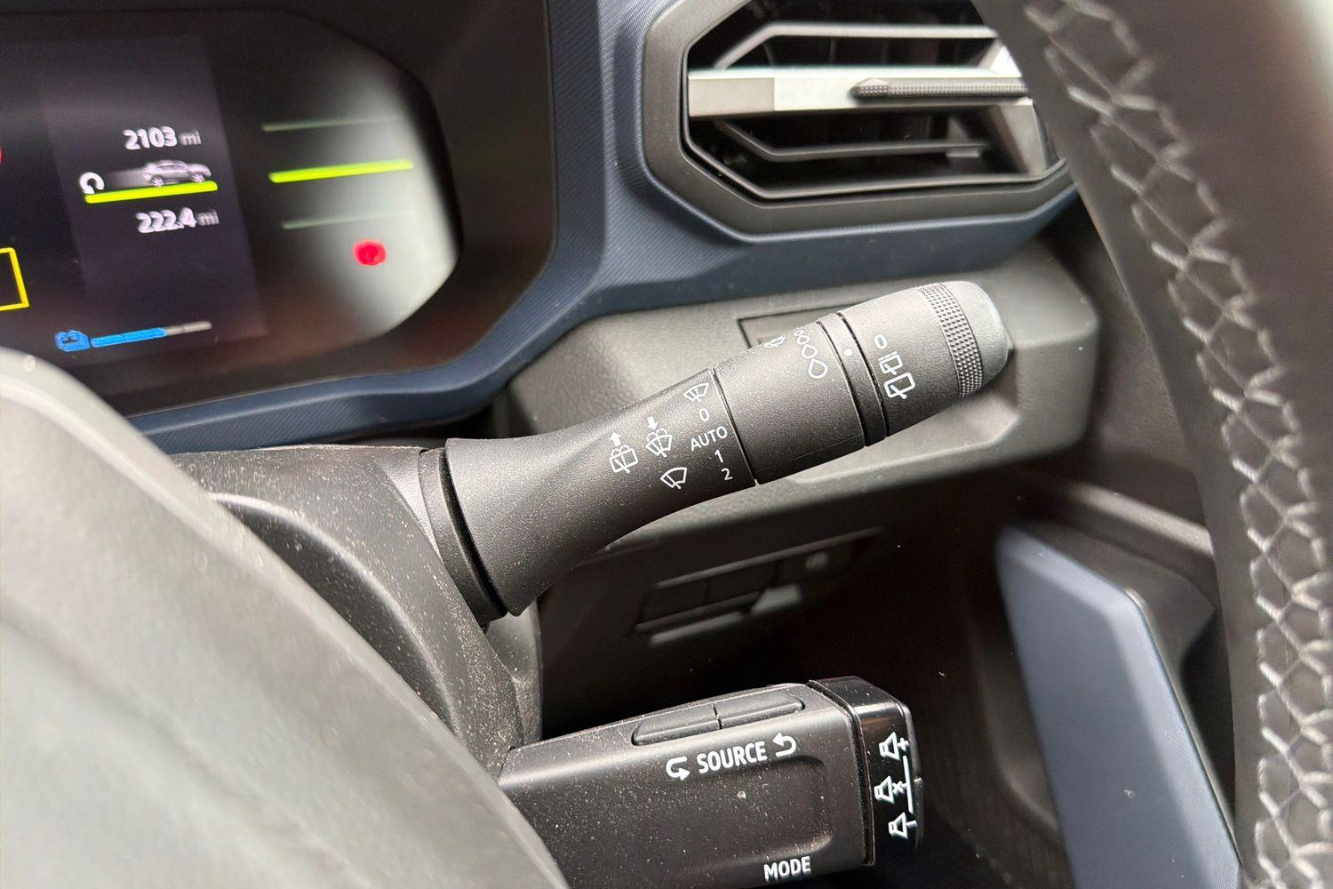 Dacia DUSTER Photo 14