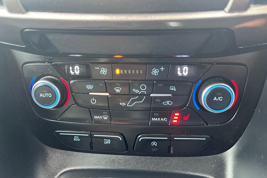 Ford TRANSIT CONNECT Photo autoimg-67a523479f844b75c1a1aa6e5021f6b5fd276ba3.jpg