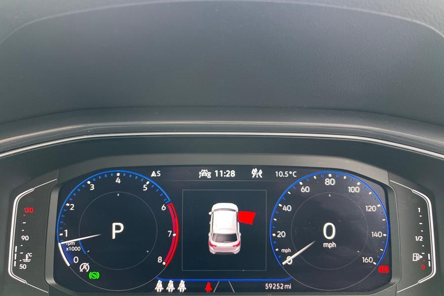 Volkswagen T-ROC Photo autoimg-67a785381a15d8eb572a5d4b576fb895e38a747a.jpg