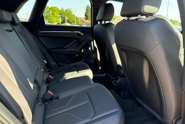 AUDI Q3 Photo 38
