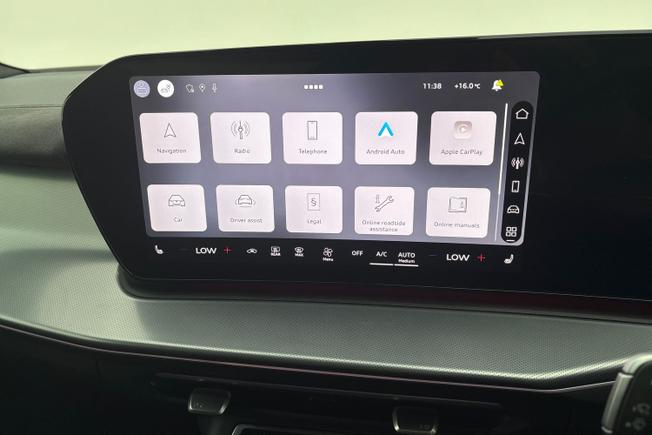 AUDI Q3 Photo 13