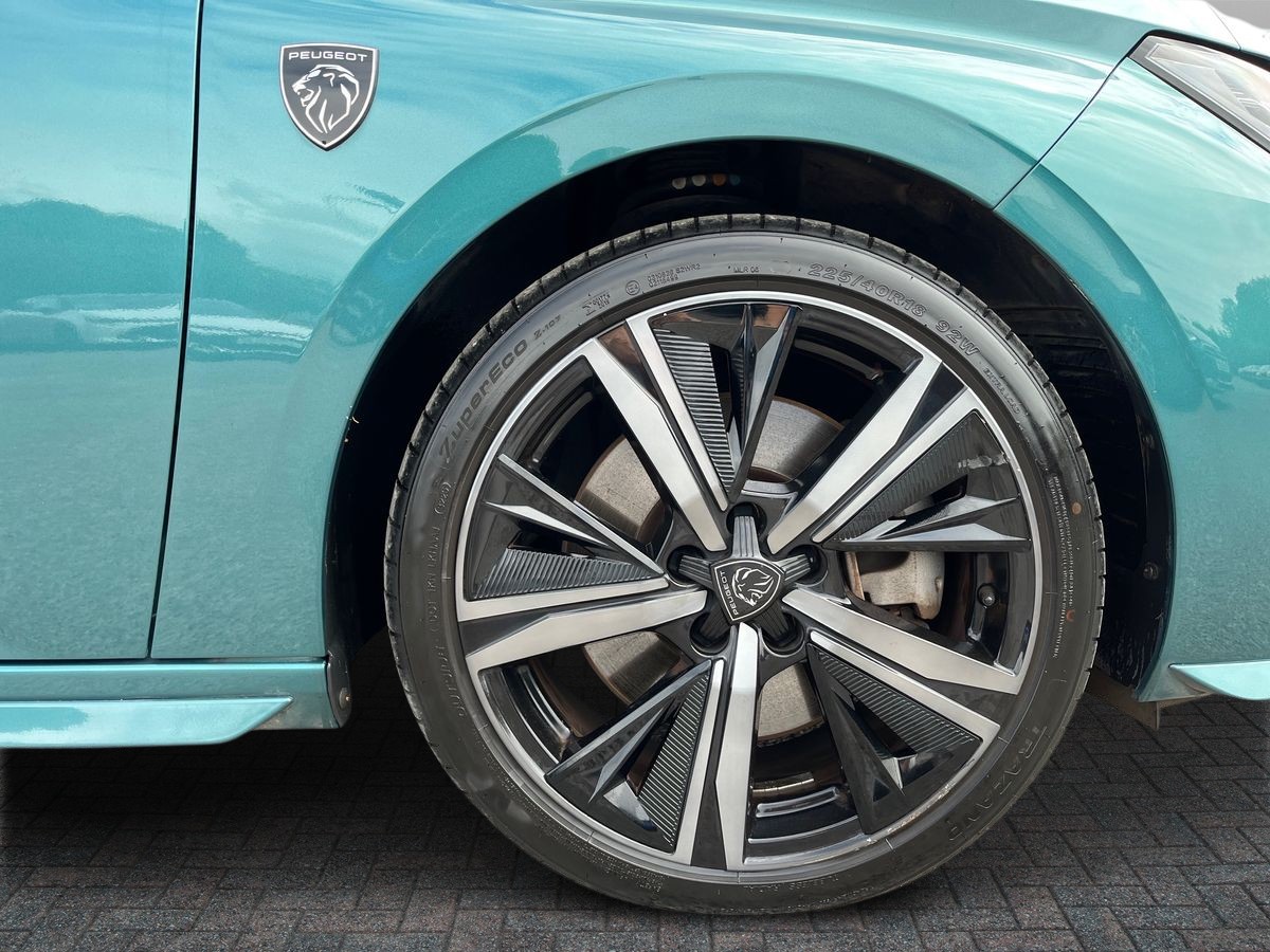 Peugeot 308 SW Photo 8