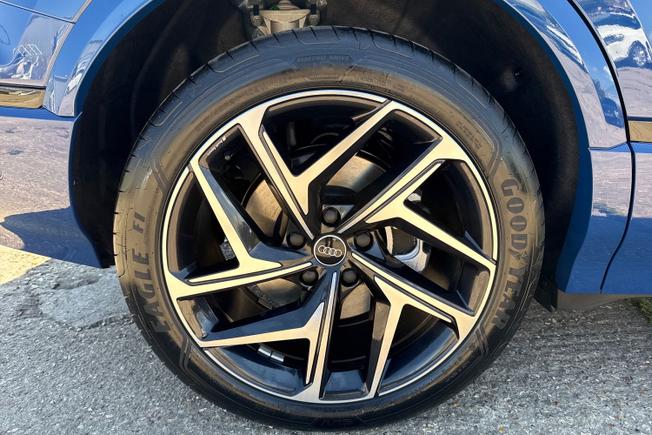 AUDI Q6 E-Tron Photo 41