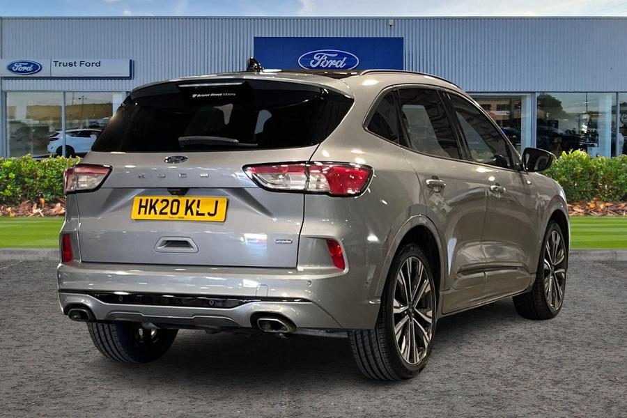 Ford KUGA Photo autoimg-67b1e828e1a535fe9721db3282101a2174871a2a.jpg